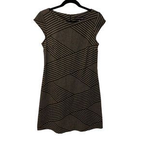 Madison Leigh size 8 cap sleeve geometric grey and black design